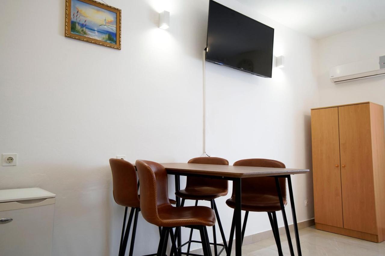 Apartments Roberta Kožino Екстериор снимка