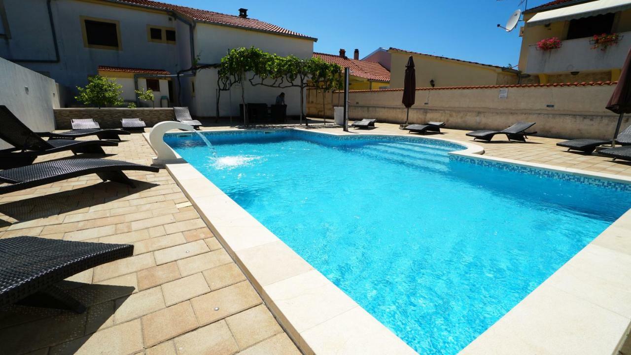 Apartments Roberta Kožino Екстериор снимка